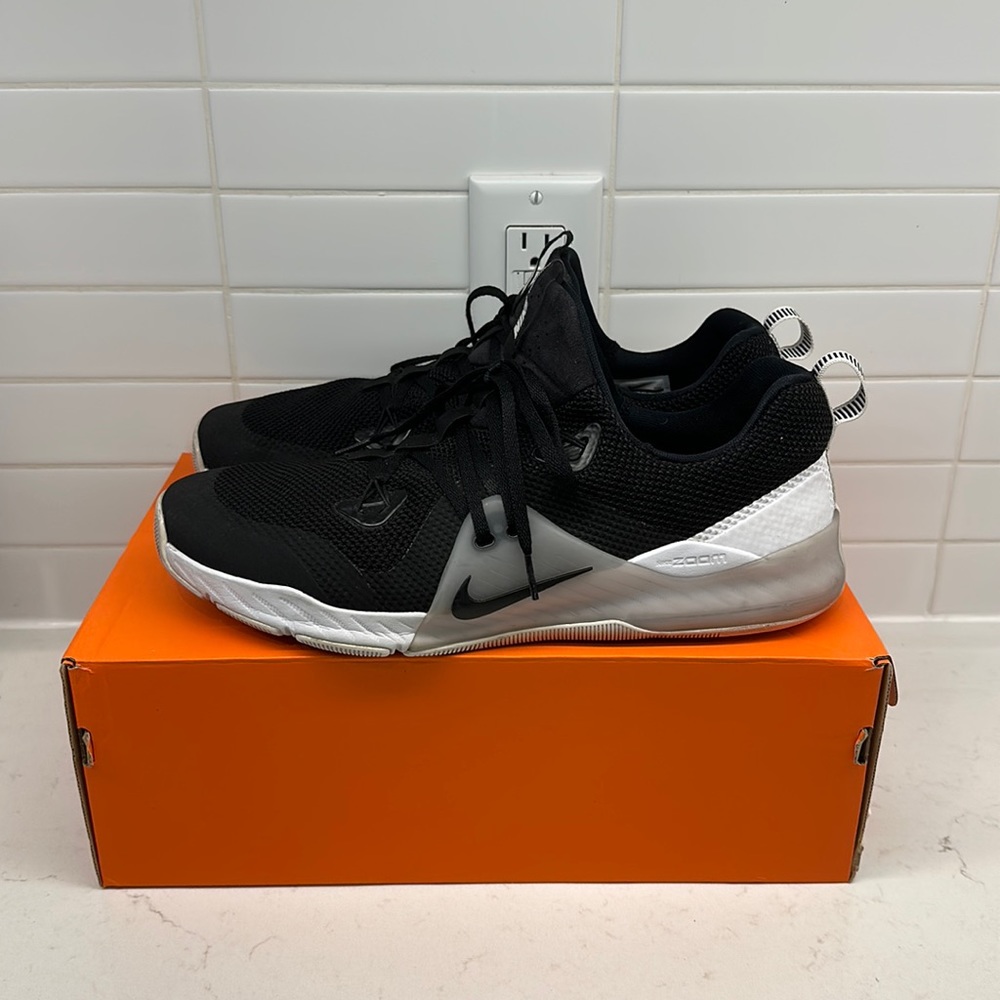NIKE ZOOM TRAIN COMMAND Training Shoes Men's SIZE 13